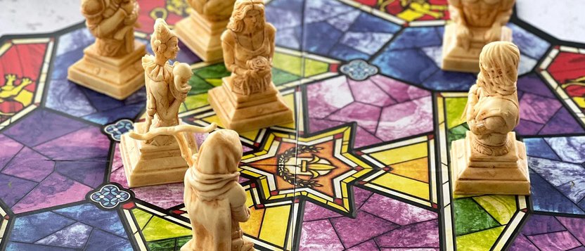 Enthrone Board Game Smirk and Dagger Review.jpg