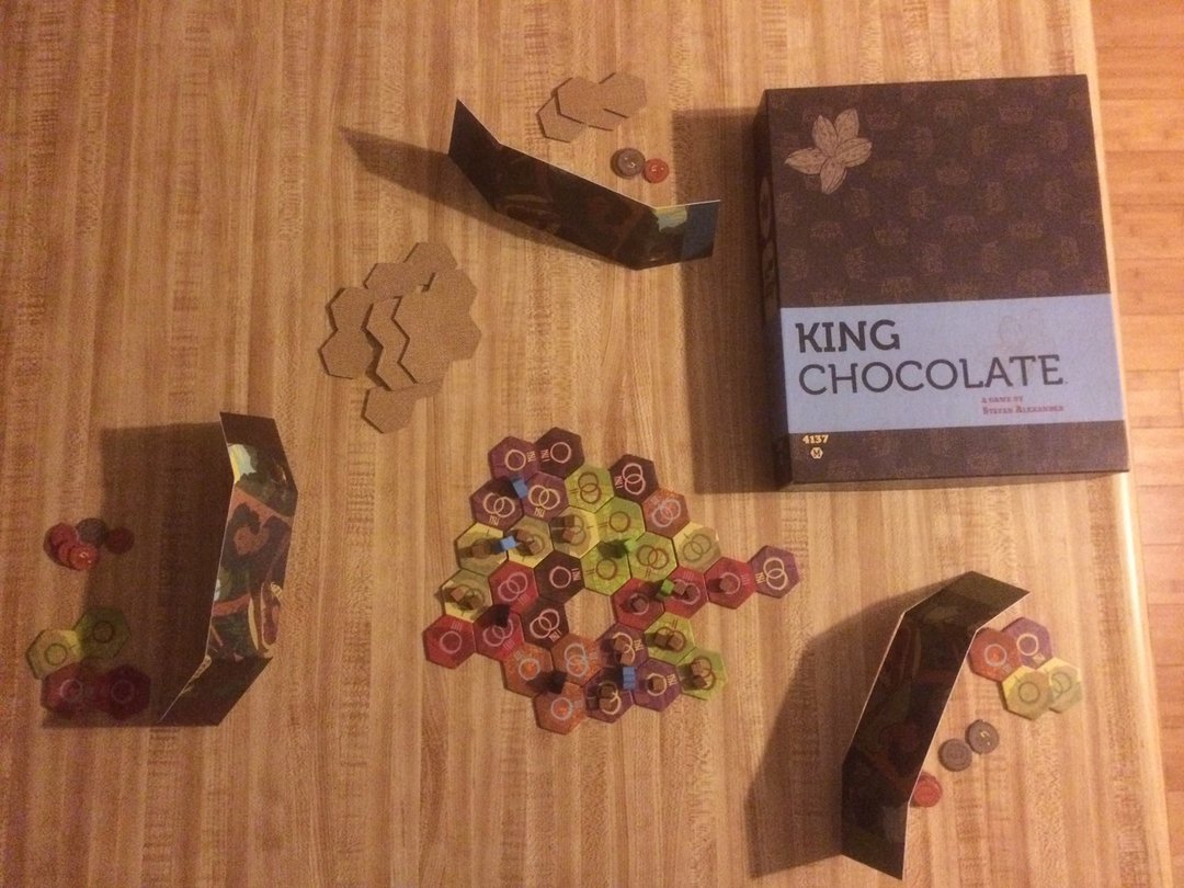 The contents of the King Chocolate game box.